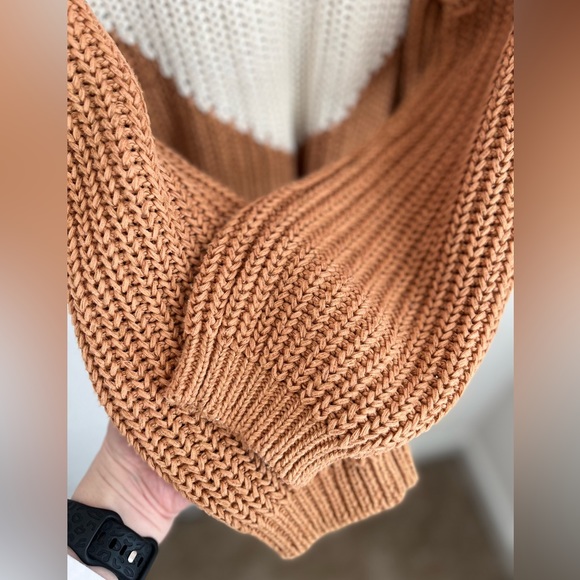 Harper Heritage Chevron Sweater (S) - Picture 10 of 10